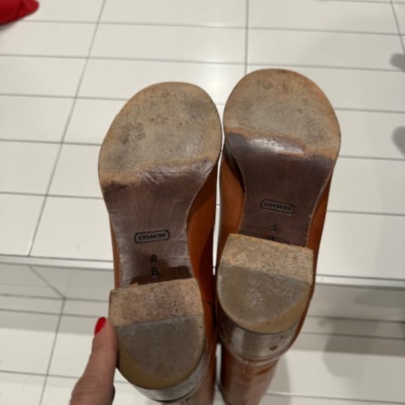 Coach tan riding boots - Picture 3 of 4